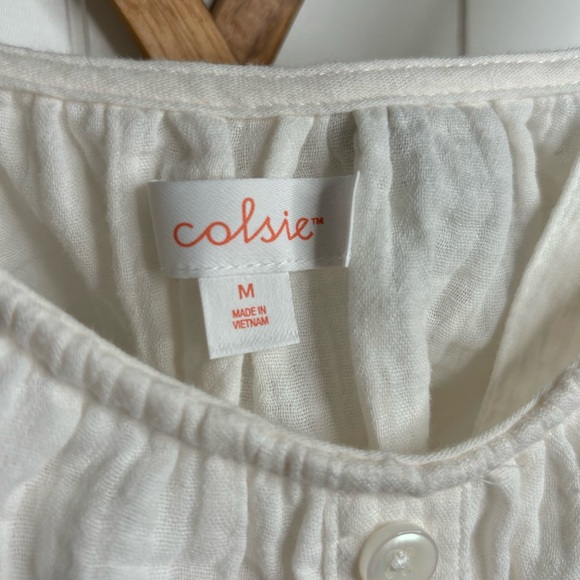 NWT Colsie white flowy tank top Medium - Picture 2 of 9
